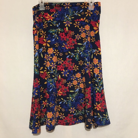 Lularoe XL Blue Floral Print Knee Length S…